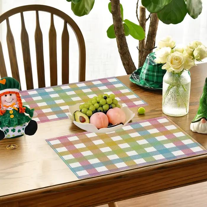 Lot de 4 sets de table plats 2D en tissu à carreaux bleu, rose et jaune, parfaits pour les célébrati