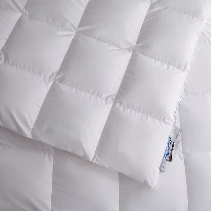 Couette en duvet d'oie 95% remplissage en duvet d'oie 120S housse en coton cinq étoiles qualité d'hô