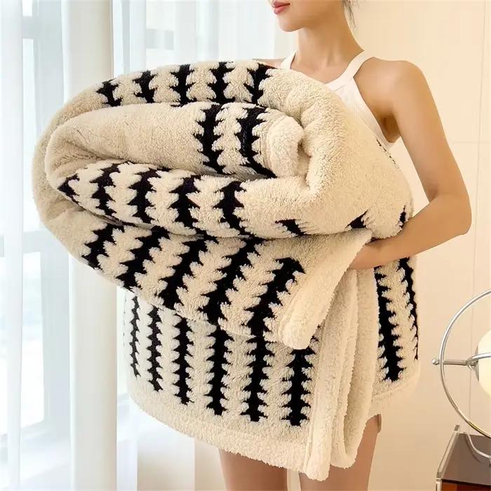 Couverture de printemps en flanelle chaude, super douce et moelleuse, pour lit Queen, simple ou doub