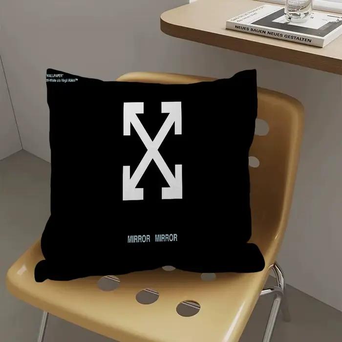 Housse de coussin décorative de luxe populaire avec logo O-Off W-White pour chambre à coucher et can