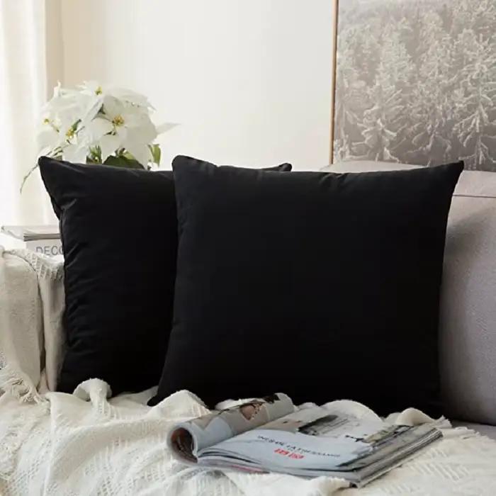 Housses de coussin en velours noir doux