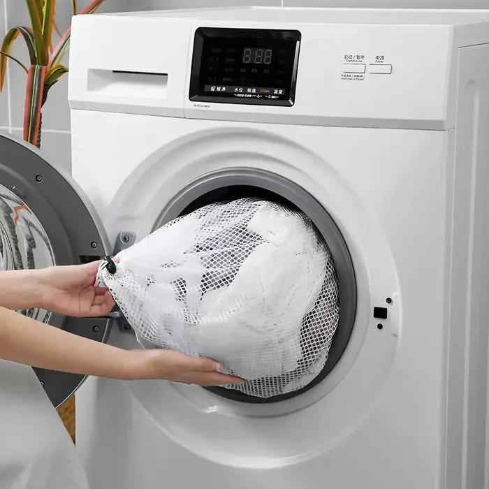 Sac à linge à cordon de serrage