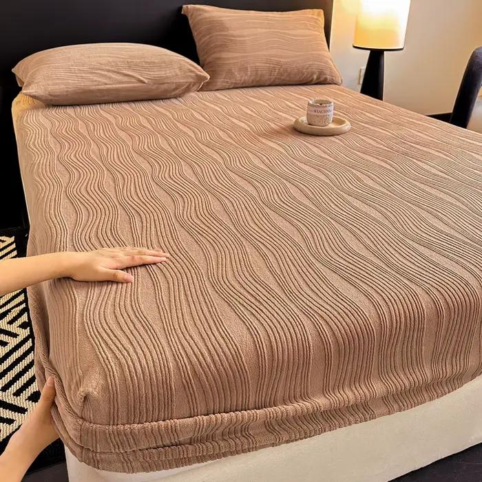 Drap-housse en velours de lait épais à rayures sculptées, housse de matelas douce et chaude pour l'hiver, housse de lit anti-saleté, livraison directe, 1 pièce, 2025