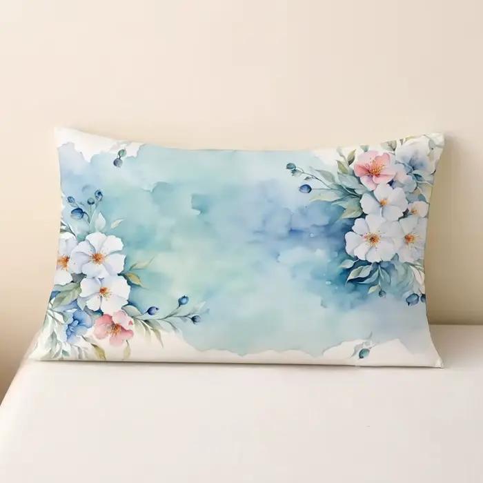 Taie d'oreiller aquarelle florale: bleu clair et blanc avec fleurs roses