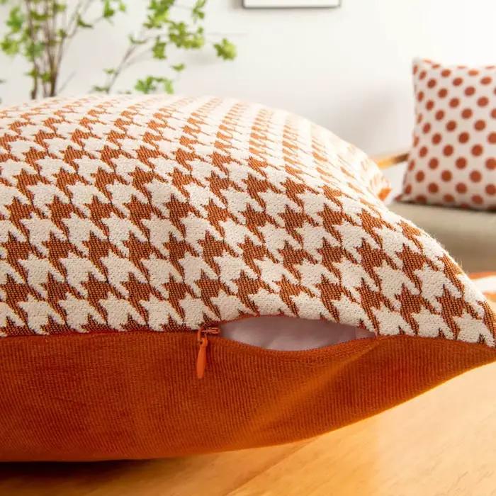 Juste de coussin à motif géométrique