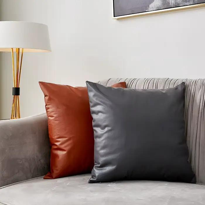 Housses de coussin en cuir PU blanc crème
