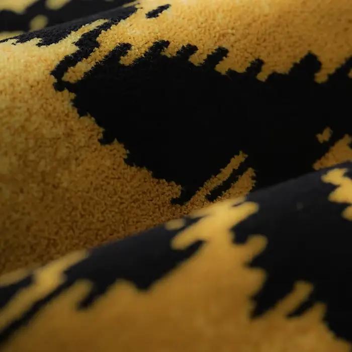 Juste de coussin en velours à rayures tigre jaune