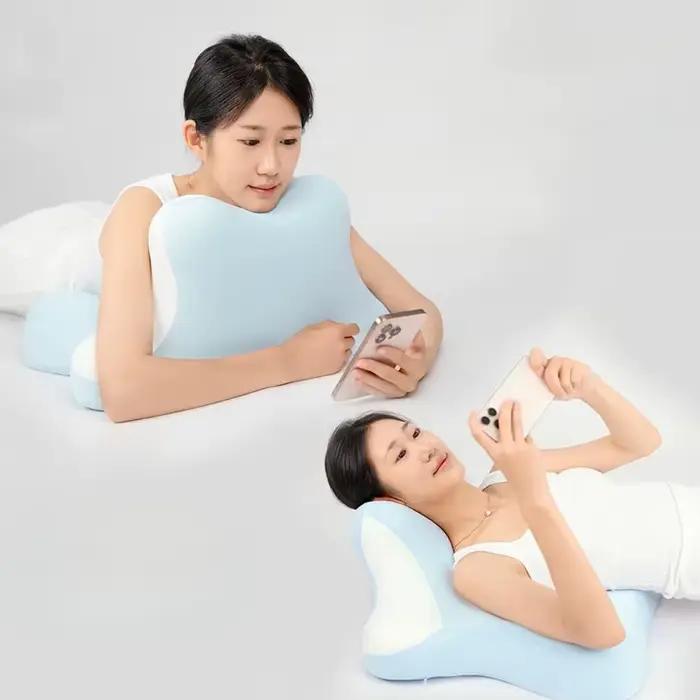Oreiller multifonctionnel en forme de coin