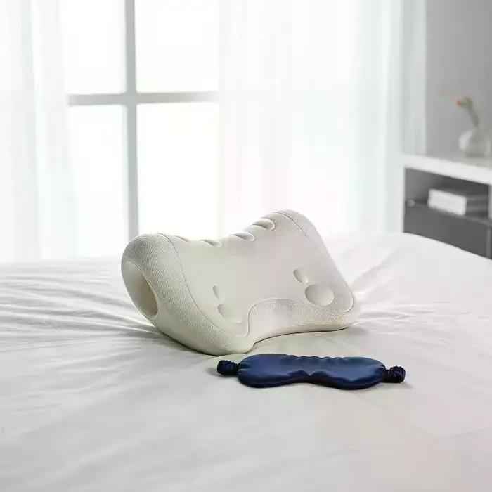 Oreiller de massage ergonomique pour le cou et les épaules