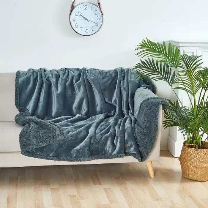 Couverture imperméable 100% pour les amoureux