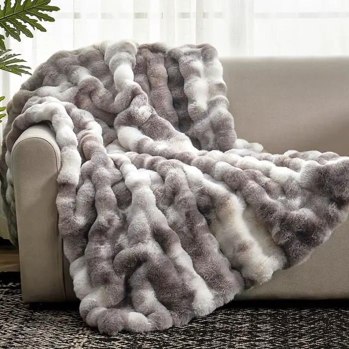 Couverture confortable en fausse fourrure Bliss pour canapé, couverture à bulles épaisse en peluche douce et pelucheuse pour canapé, chambre à coucher, salon