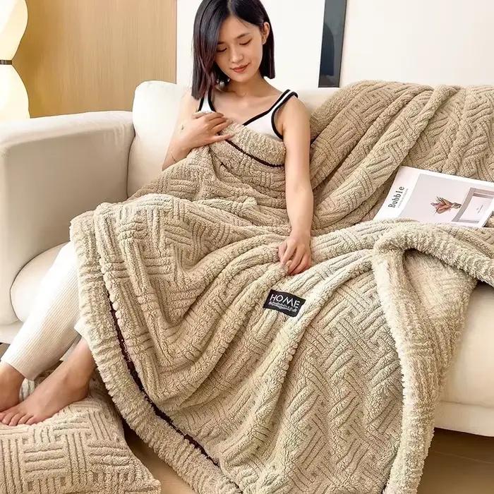 Couverture de jet de velours de tortue douce et moelleuse
