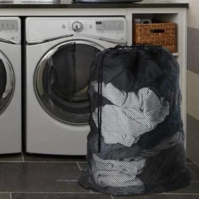 Sac à linge en filet avec cordon de serrage