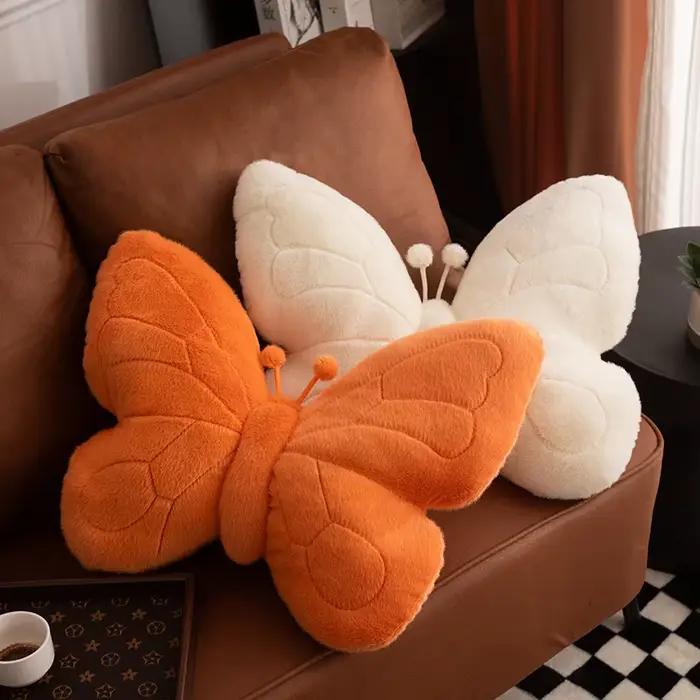 Joli oreiller papillon coloré, jouets en peluche, coussin de canapé en peluche en coton confortable, décoration de maison mignonne, cadeau d'anniversaire pour amis
