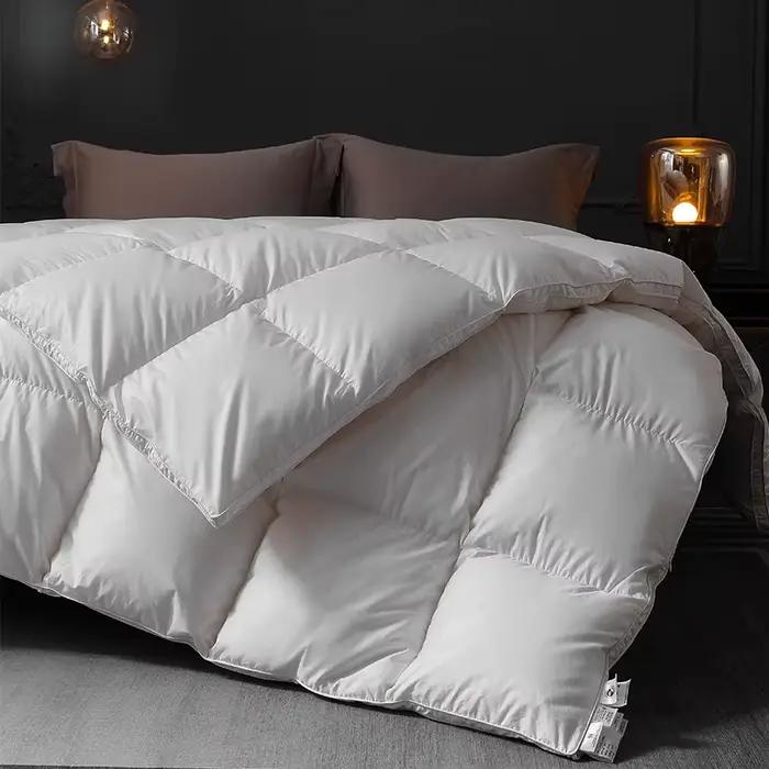 Courtepointes luxueuses en duvet d'oie véritable