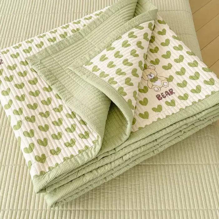 Couvre-lit d'été respirant et doux pour la peau, couvre-lit polyvalent, drap matelassé doux et confortable, couvre-lit matelassé épais et durable