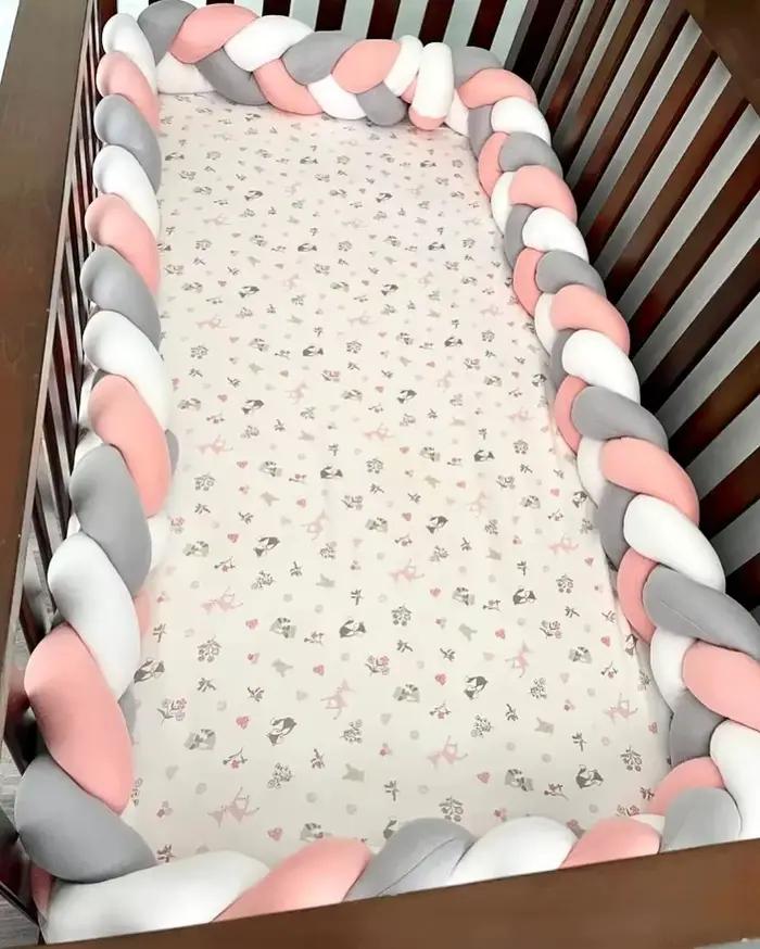 Protecteur de berceau pour bébé