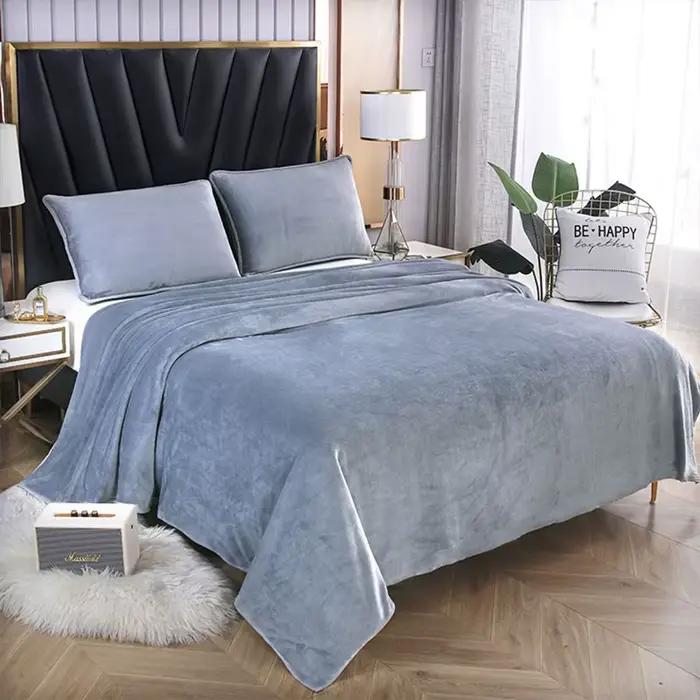 Nouvelle couleur unie ultra-doux épaissi nuage vison velours couverture Farai