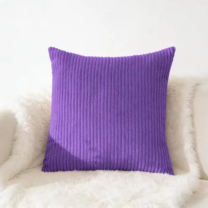 Housse de coussin en velours côtelé