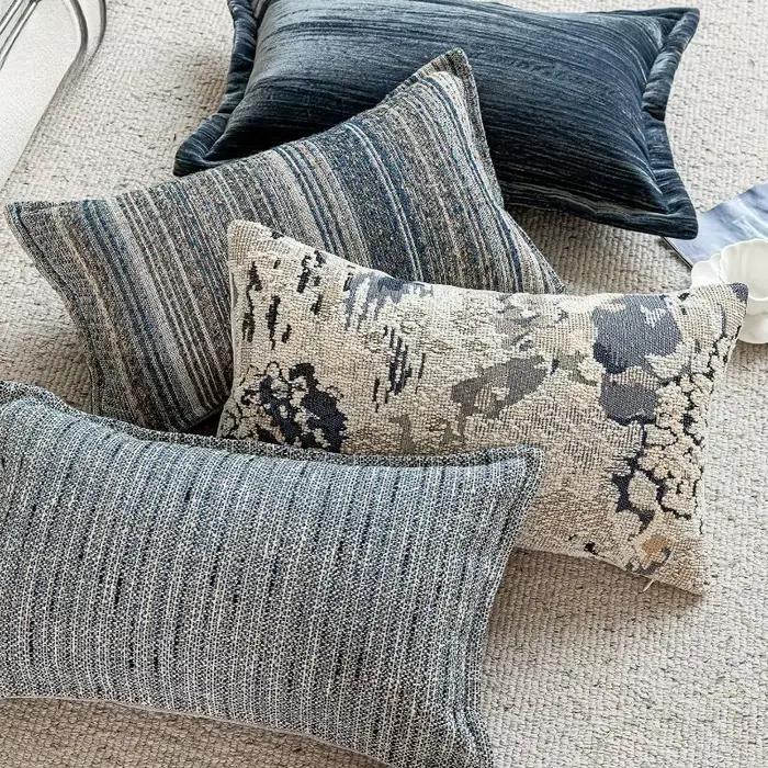Housse de coussin lombaire de luxe vintage bleue en chenille texturée jacquard tissée