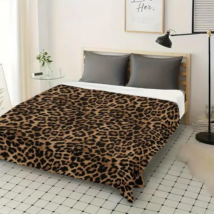 Couverture luxueuse en flanelle imprimé léopard, douce, confortable et hypoallergénique, idéale pour le canapé, le lit, le bureau et l'extérieur, 1 pièce