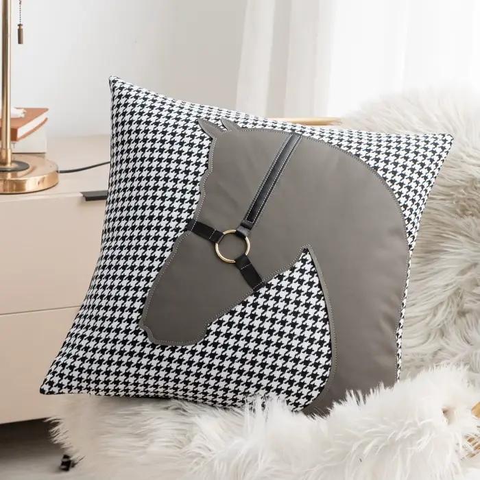 Taie d'oreiller en cuir PU pied-de-poule gris