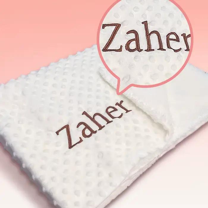 Couverture Doudou à motif de nom personnalisé pour bébé