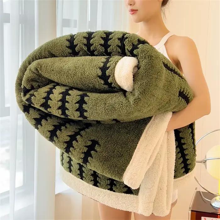 Couverture de printemps en flanelle chaude