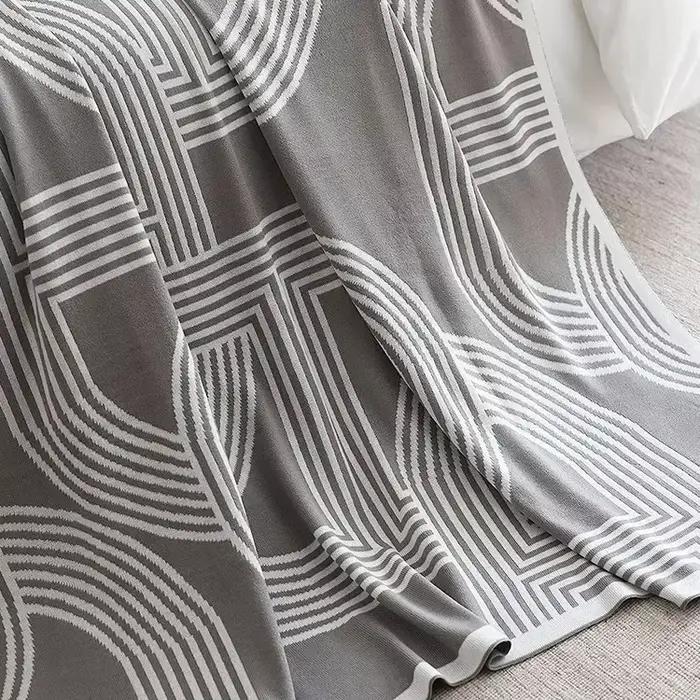 Couverture tricotée géométrique nordique pour lits