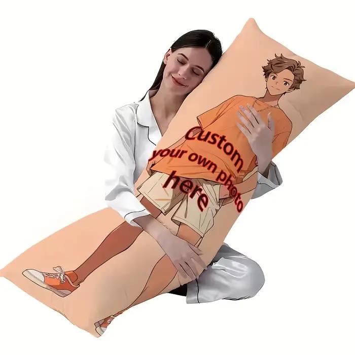 Oreiller long personnalisé avec photo de couple d'anime