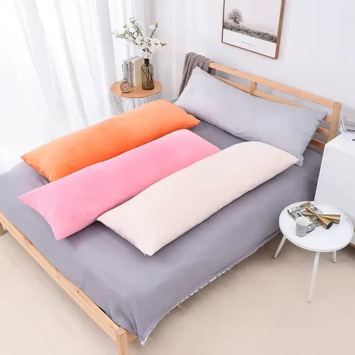Taie d'oreiller longue en tissu velours