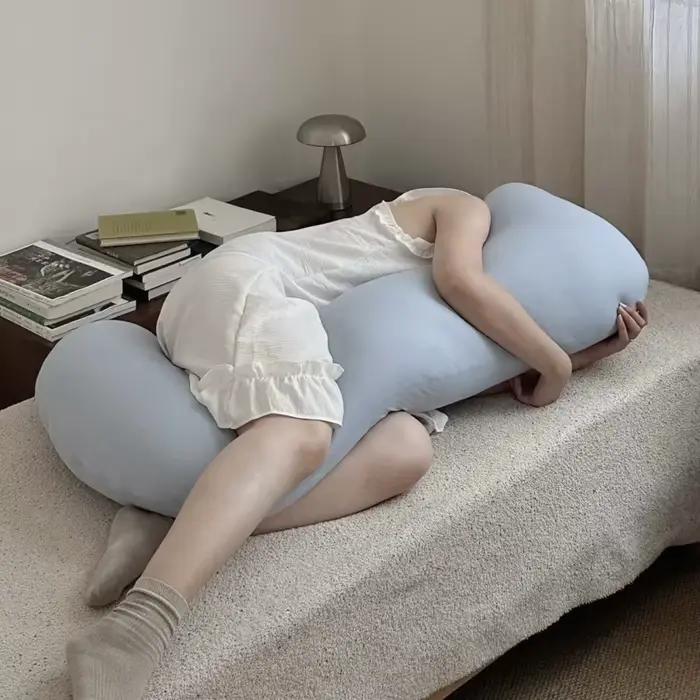 Oreiller ergonomique pour dormeurs latéraux