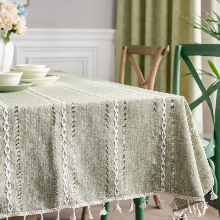Nappe en coton et lin à rayures avec pompons, résistante aux taches et anti-poussière, pour la décor