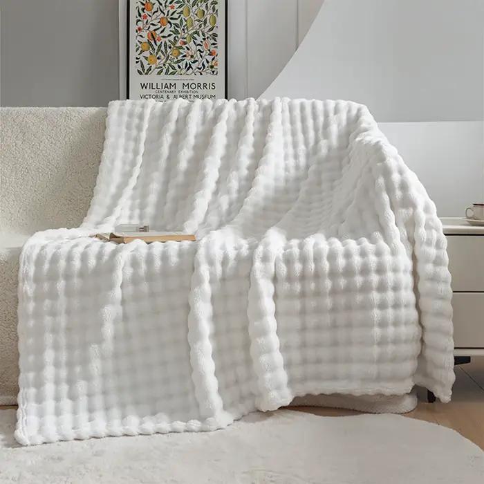 Couverture en fausse fourrure